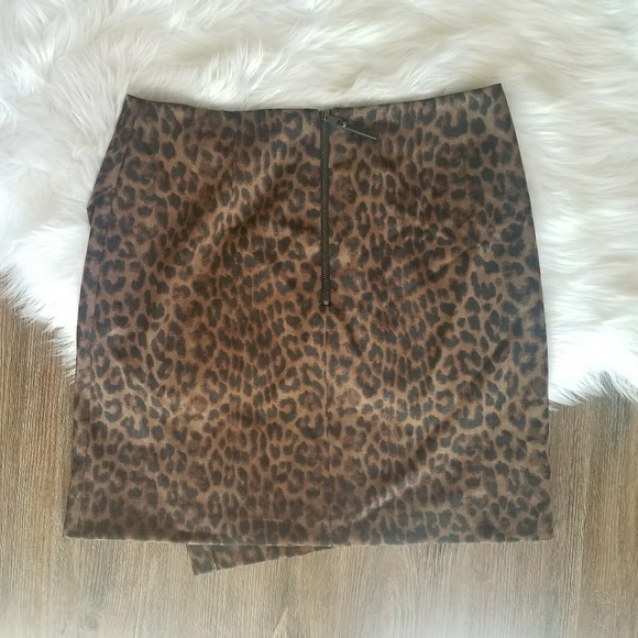 Ann Taylor animal print skirt - Picture 3 of 5